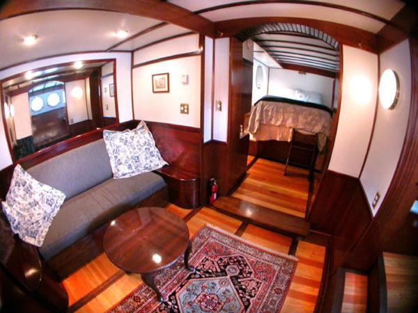 The Covington Houseboat Bed and Breakfast Saint Paul Habitación foto
