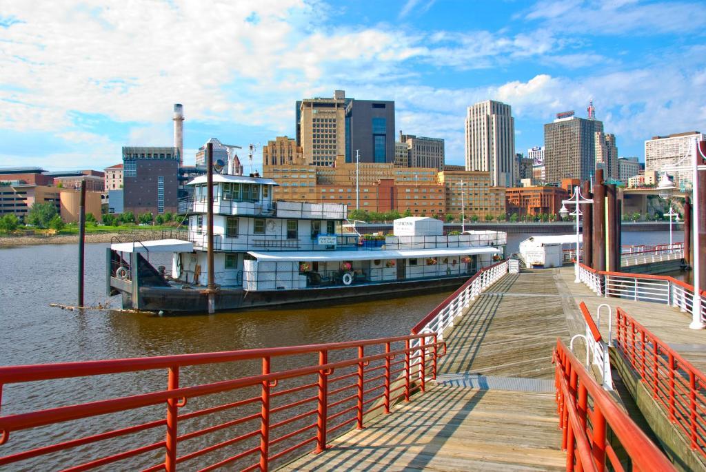 The Covington Houseboat Bed and Breakfast Saint Paul Exterior foto