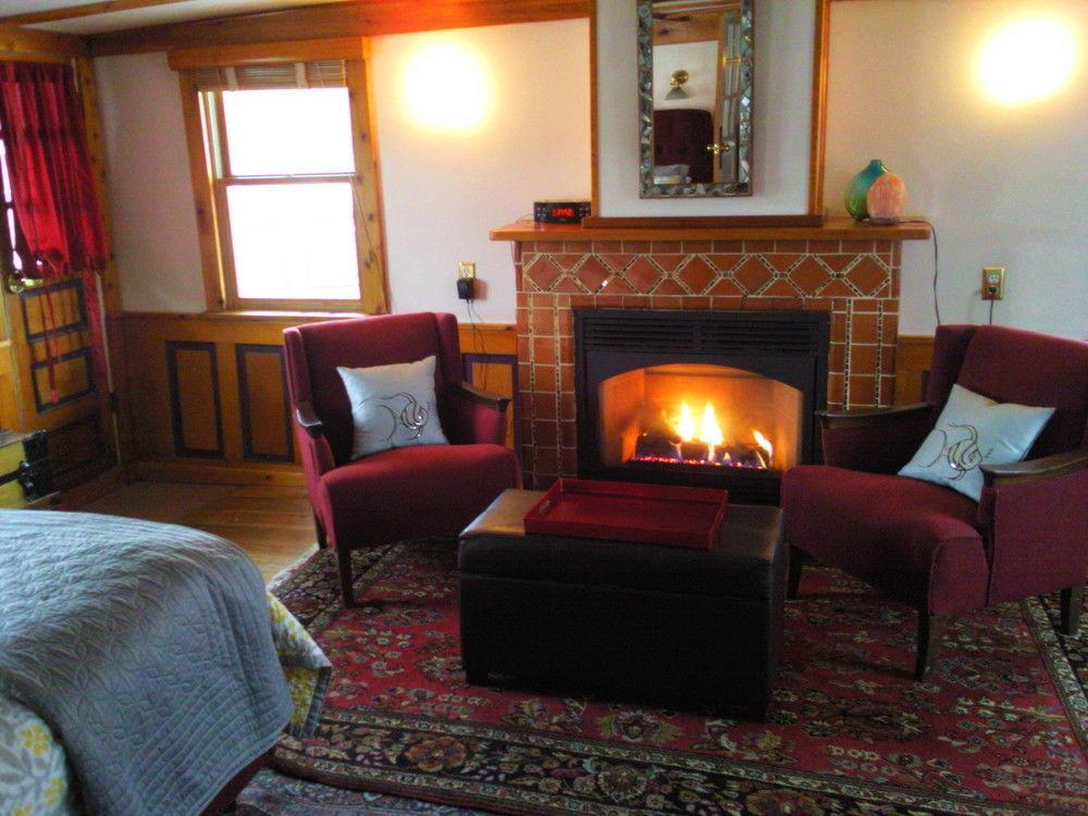The Covington Houseboat Bed and Breakfast Saint Paul Exterior foto